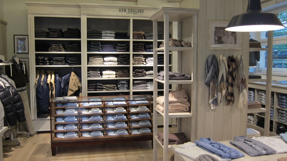 NEW  ENGLAND  STORE - PRODUZIONE & ALLESTIMENTO